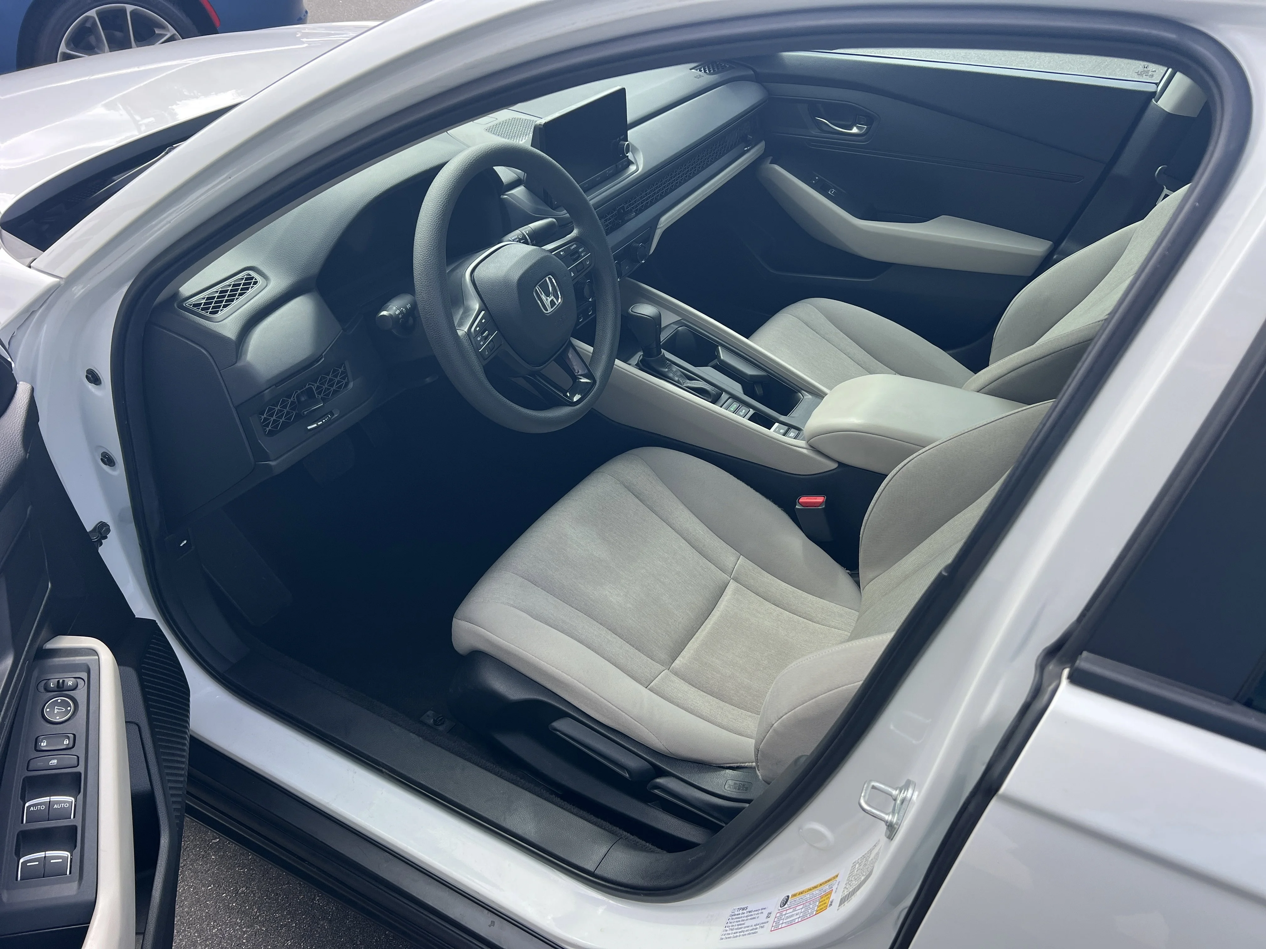 2024 Honda Accord LX - Photo 17