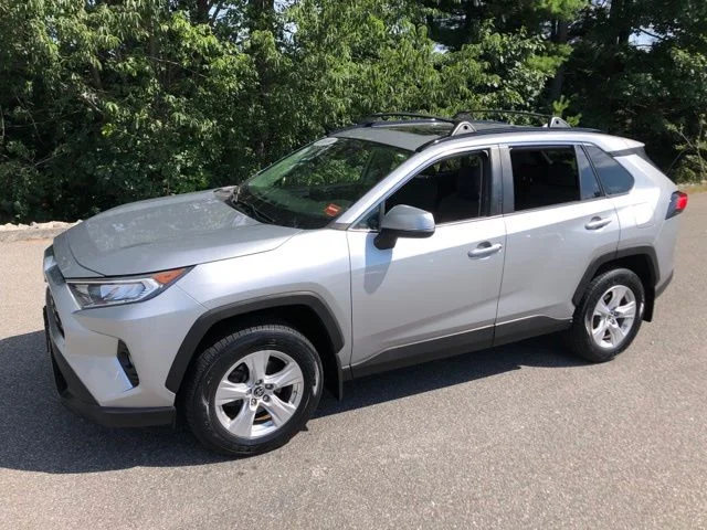Used 2019 Silver Sky Metallic Toyota XLE image 38