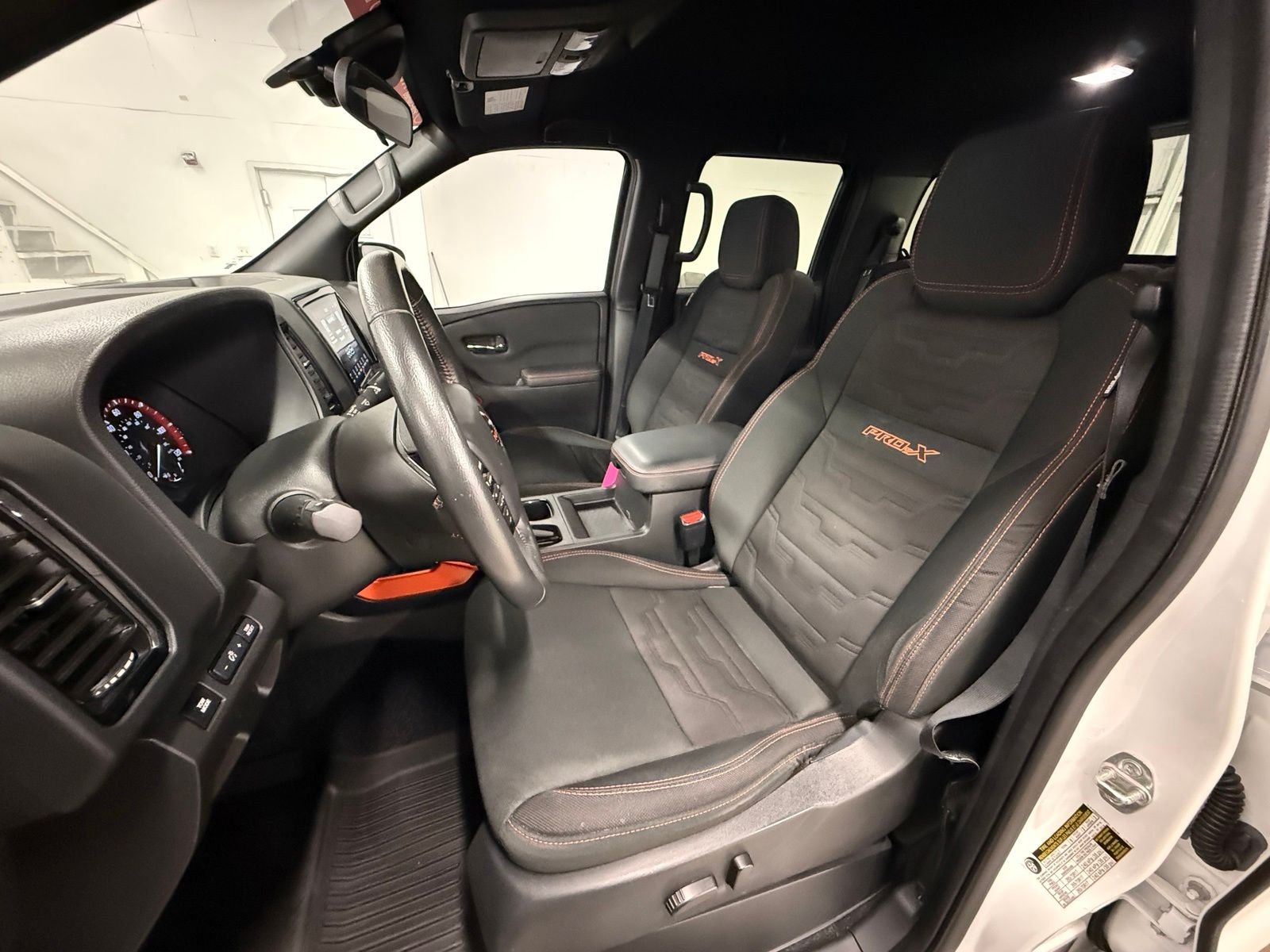 Used 2024 White Nissan PRO-X image 19