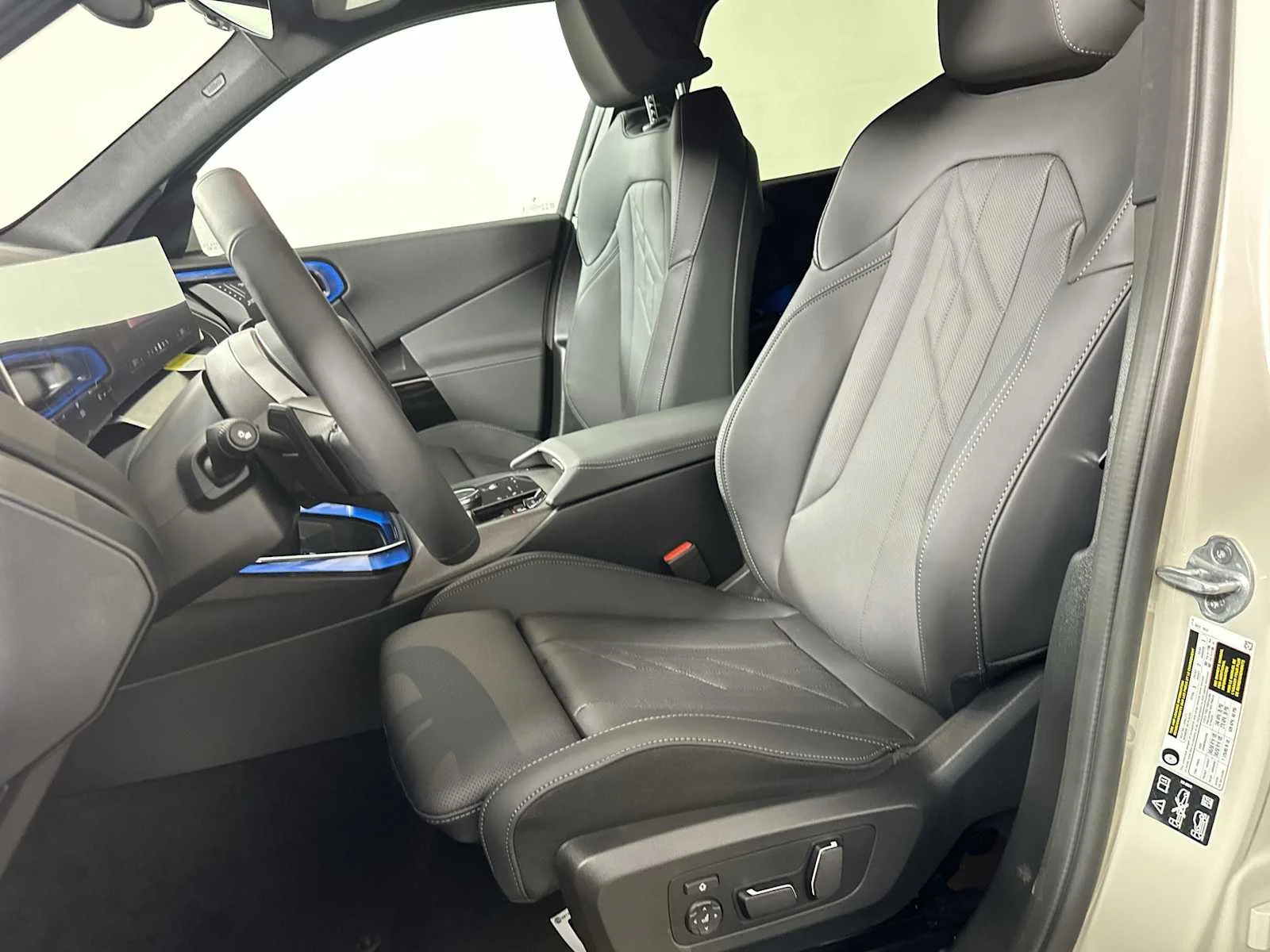 2026 BMW X3 30 - Photo 11