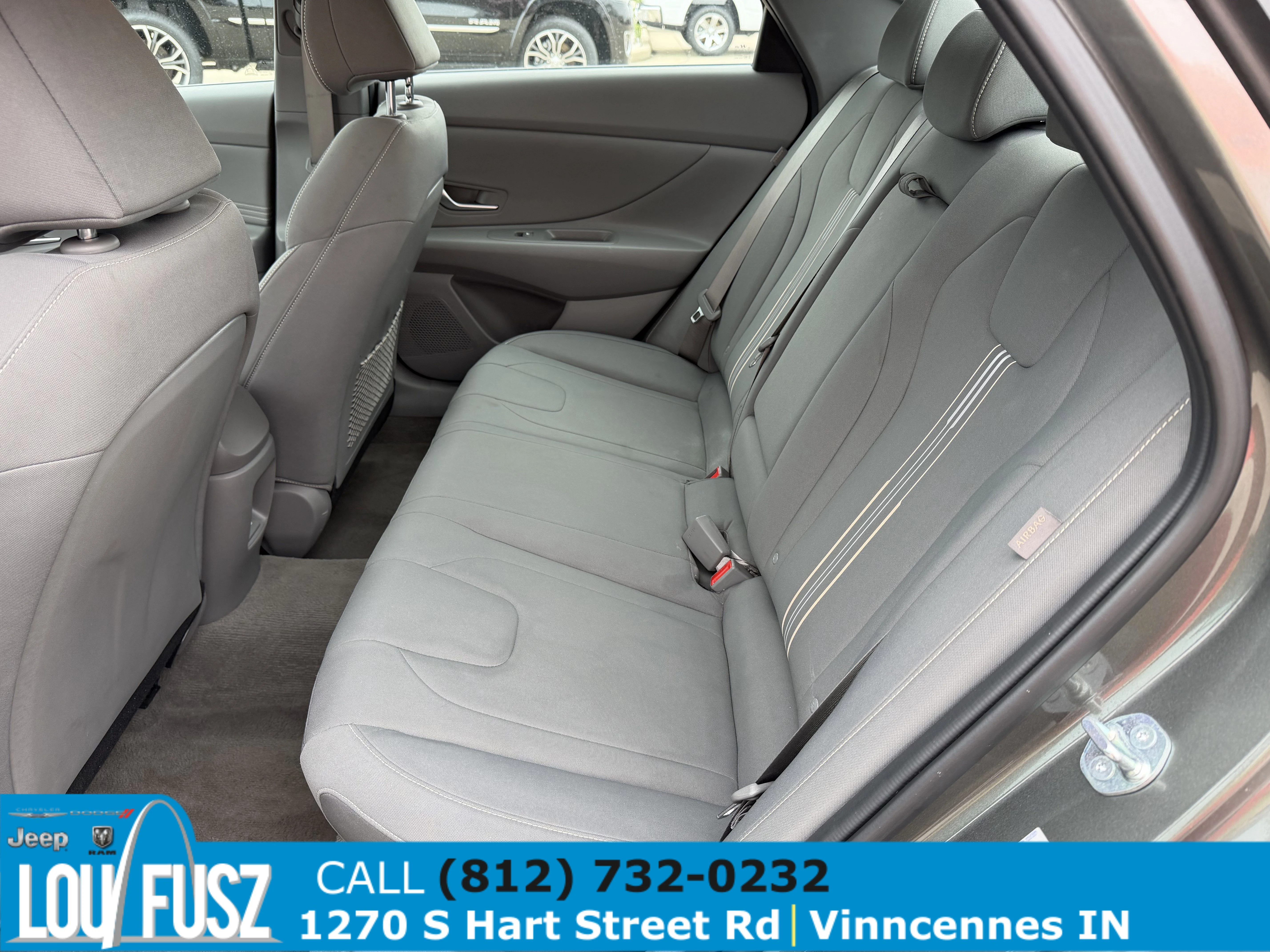 Used 2025 Amazon Gray Hyundai SEL Convenience image 9