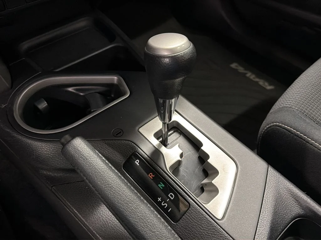 Used 2016 Gray Toyota XLE image 27