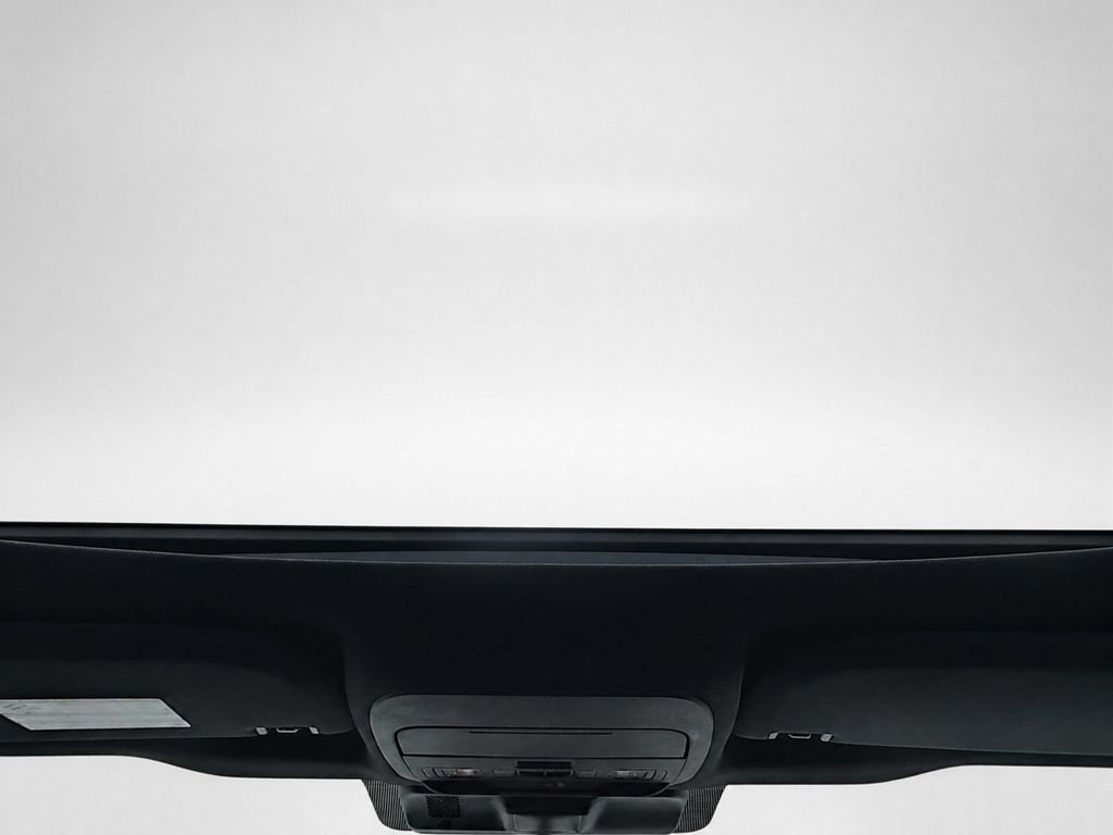 Used 2024 White Ford XLT image 29