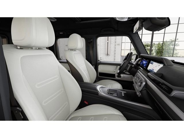 New 2026 MANUFAKTUR Night Black Magno Mercedes-Benz G 580 image 5