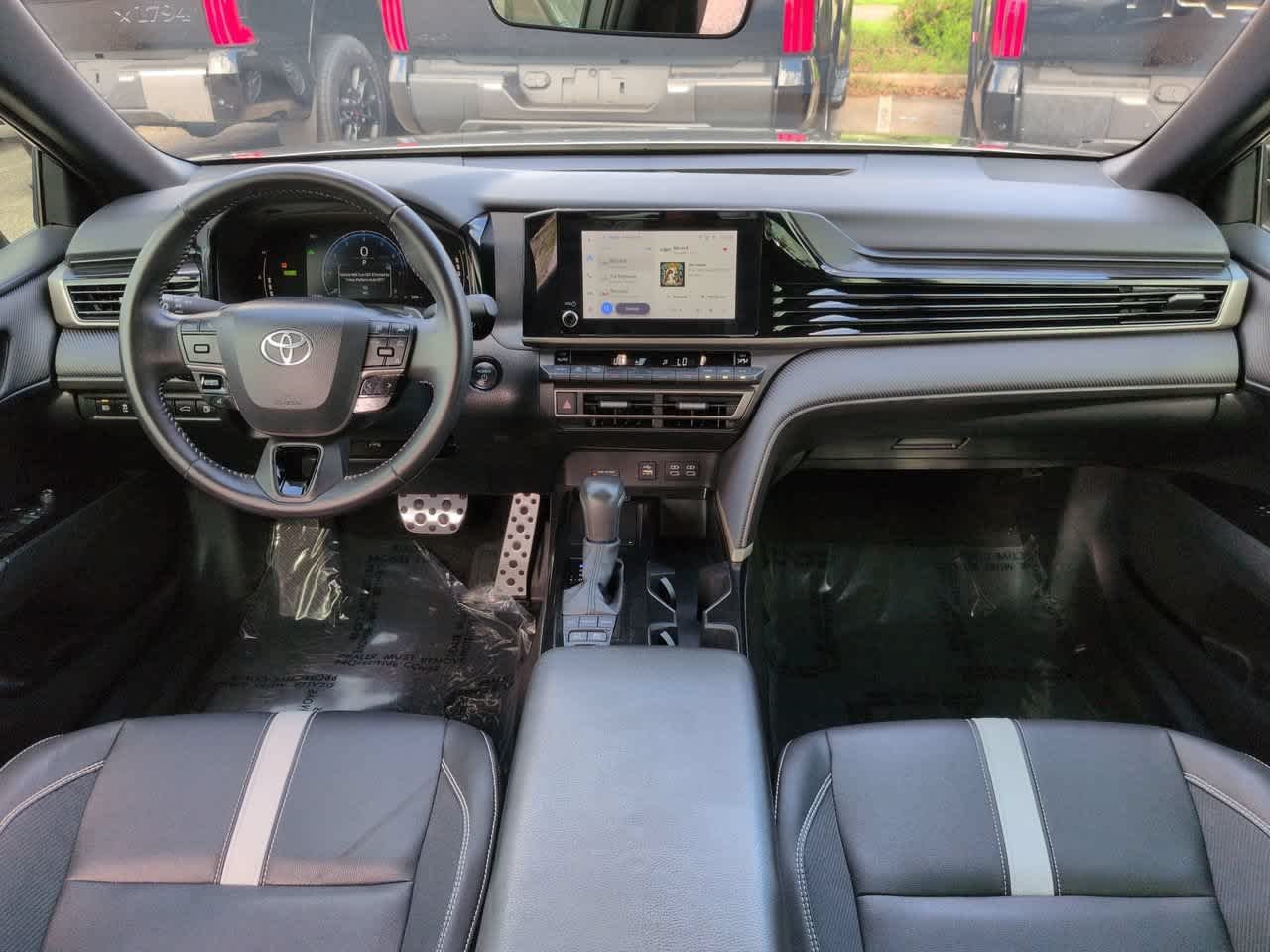 Certified Used 2025 Heavy Metal Toyota SE image 14