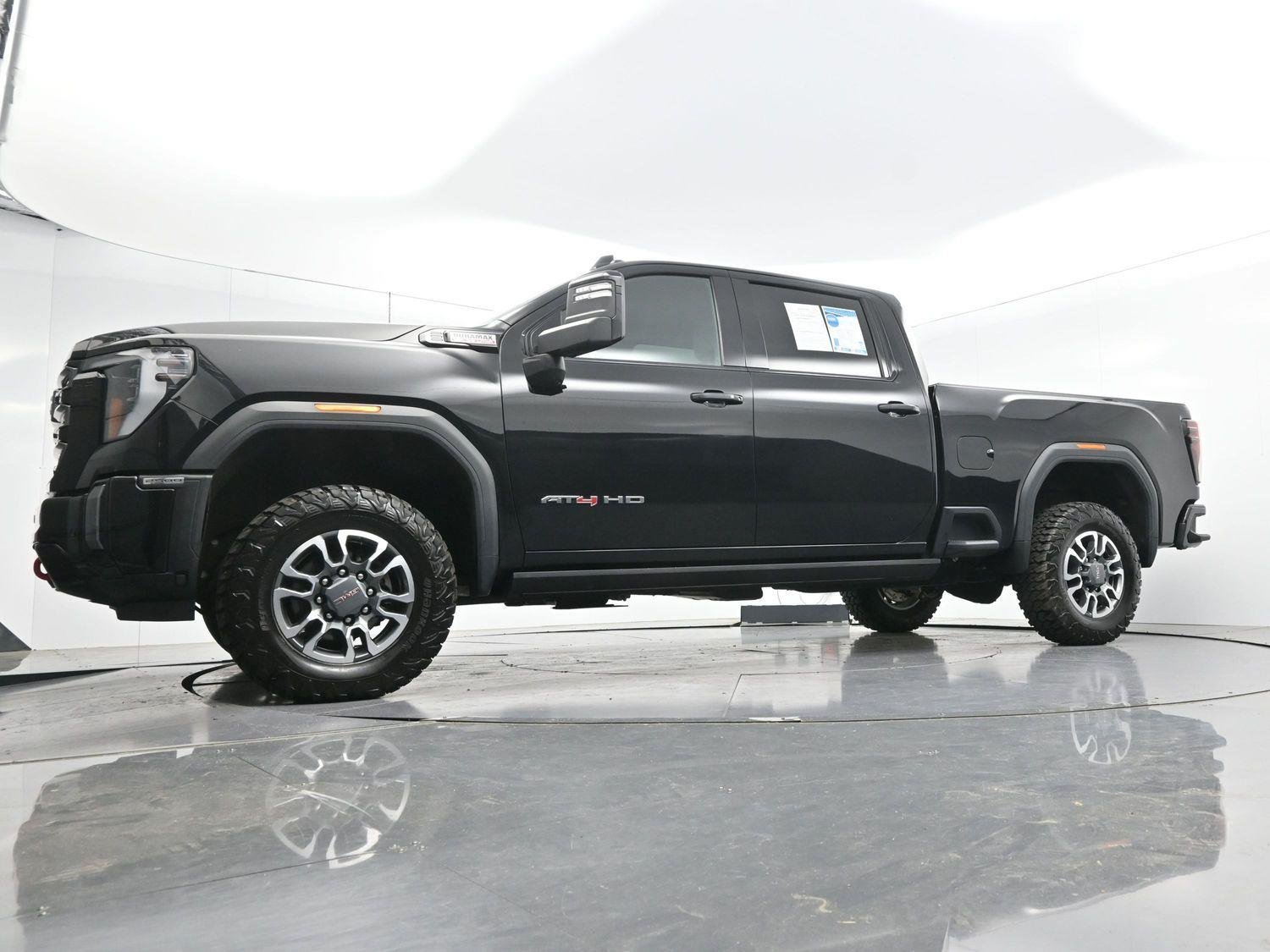 Used 2024 Onyx Black GMC AT4 image 49
