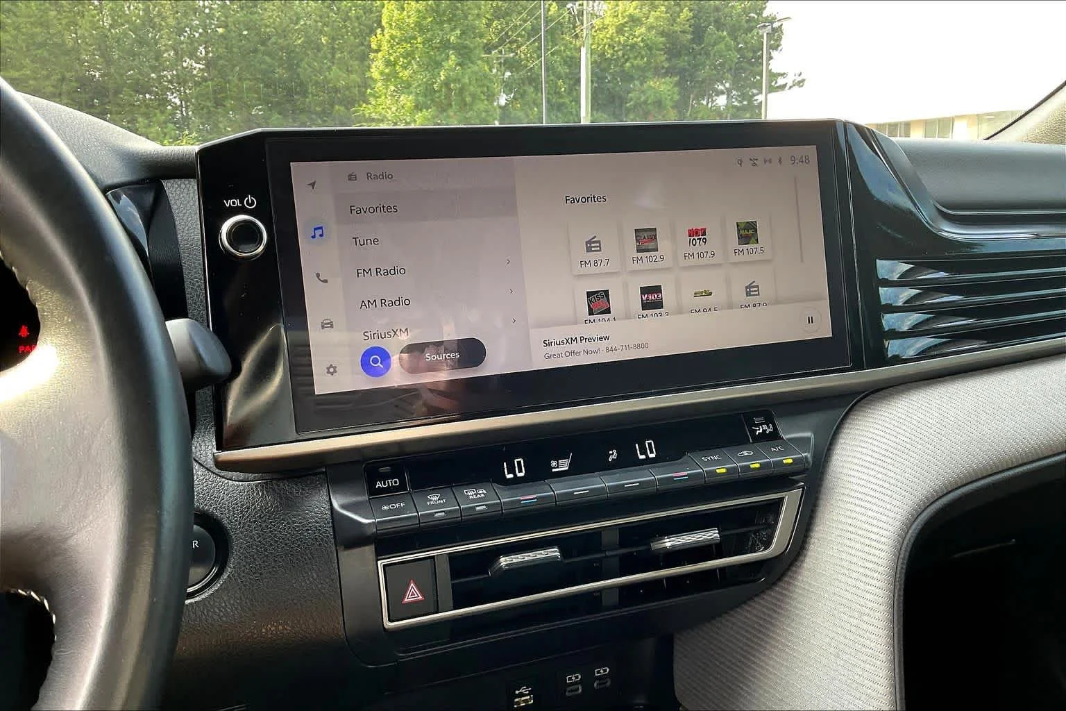 Used 2025 Ocean Gem Toyota SE image 32