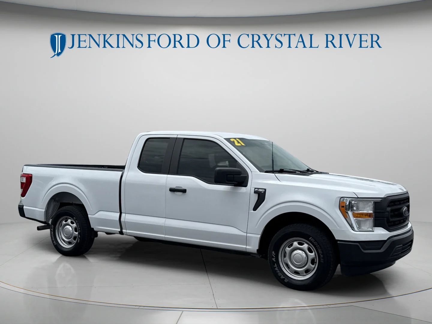 Used 2021 Oxford White Ford XL image 2