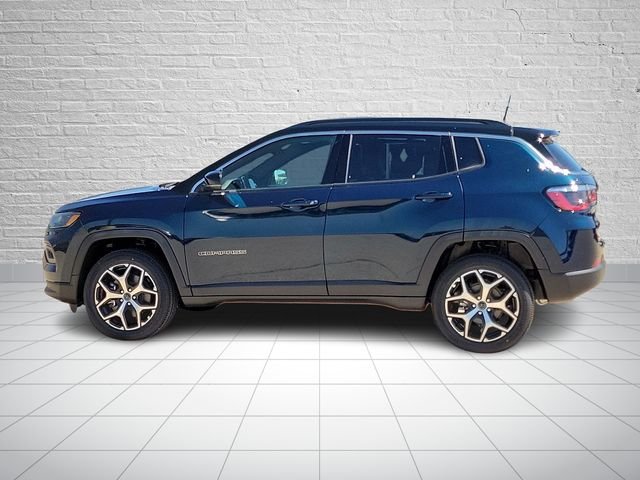 New 2026 Fathom Blue Pearl-Coat Exterior Paint Jeep Limited image 2