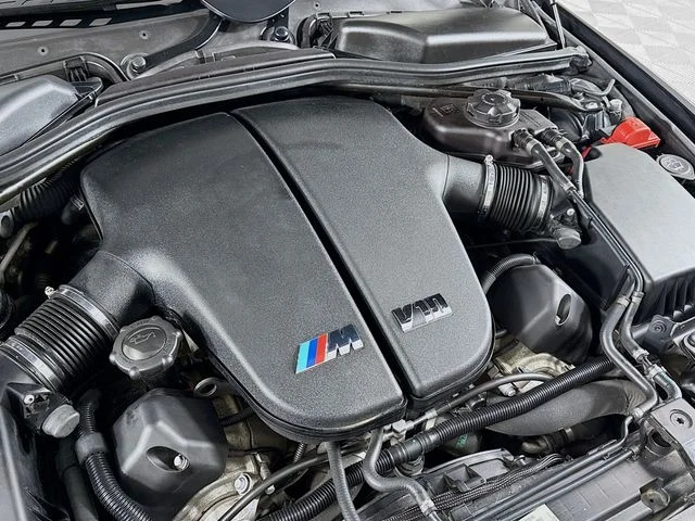 Used 2007  BMW Convertible image 35