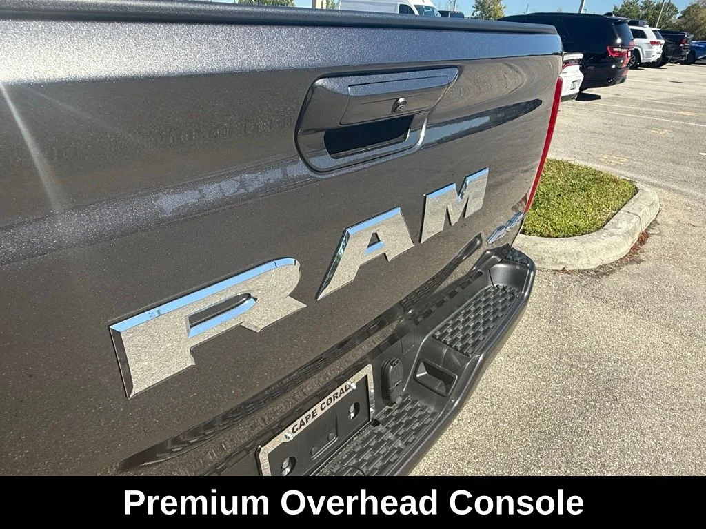 New 2026 Granite Crystal Metallic Clearcoat RAM Big Horn/Lone Star image 38