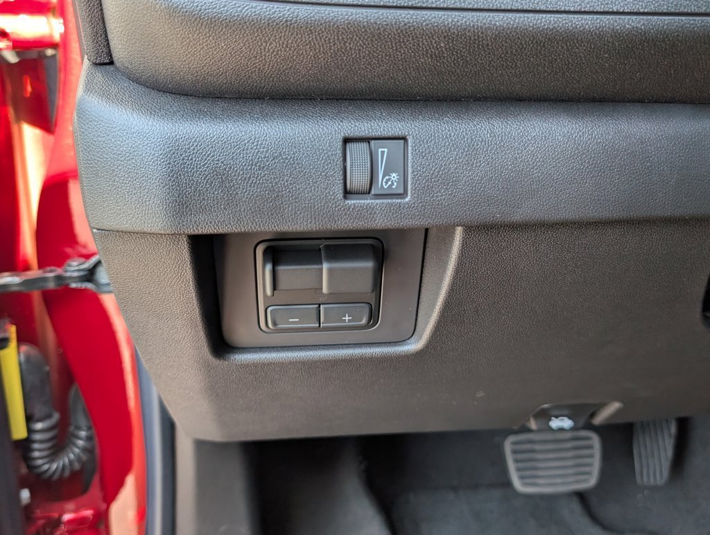 2026 Chevrolet Colorado Trail Boss - Photo 14