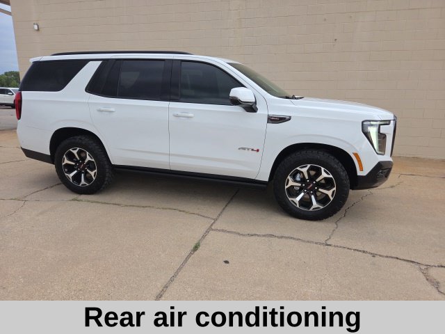 Used 2025 White GMC AT4 image 6