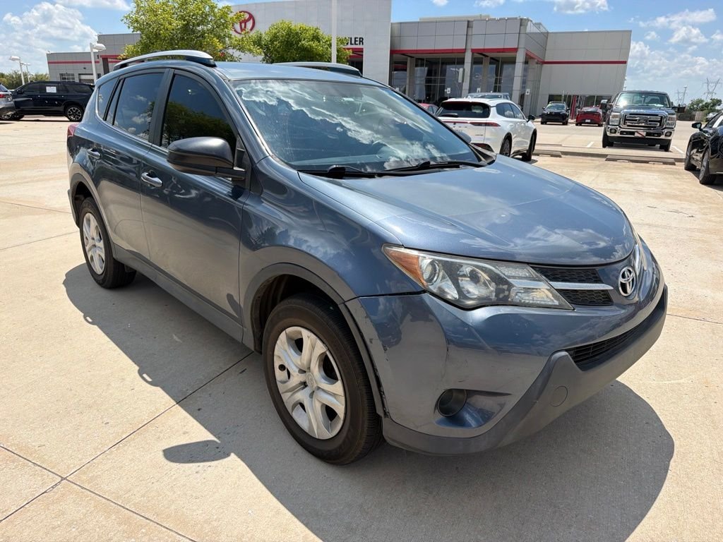 Used 2014 Blue Toyota LE image 6