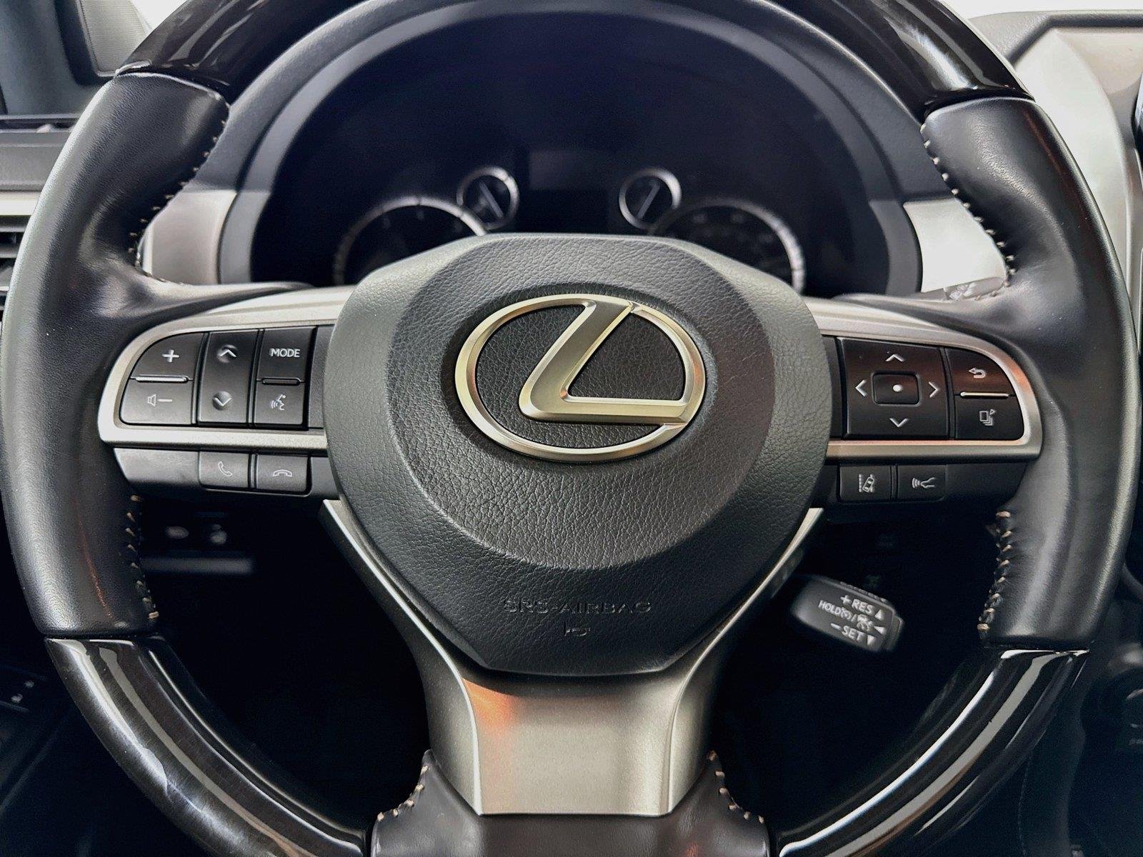 Used 2023 Eminent White Pearl Lexus GX 460 Premium image 17