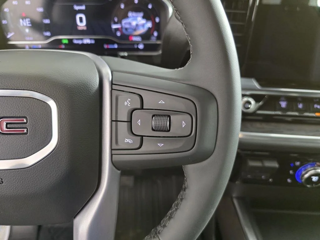 New 2025 Summit White GMC SLT image 32