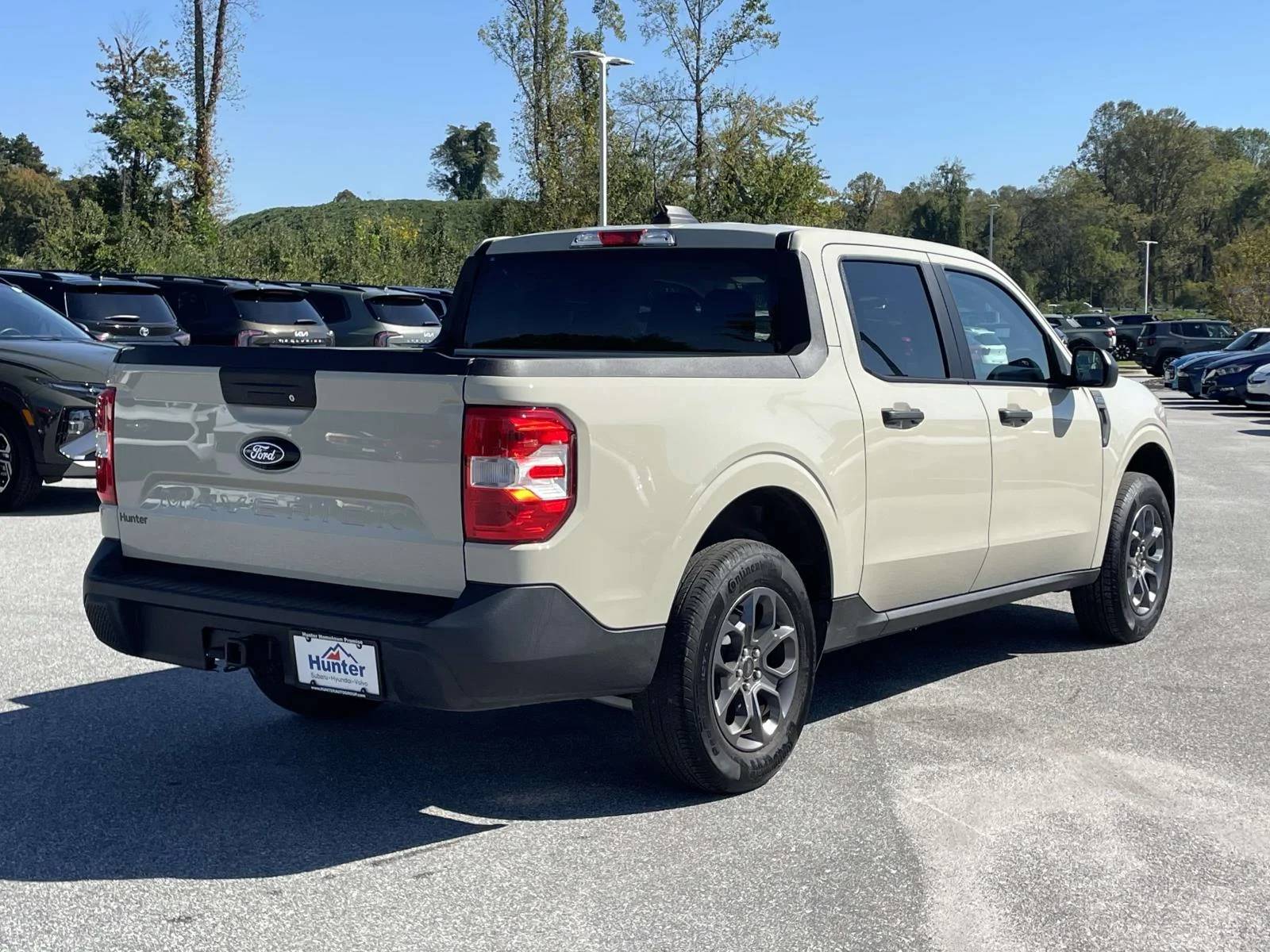 Used 2025 Desert Sand Ford XLT image 29