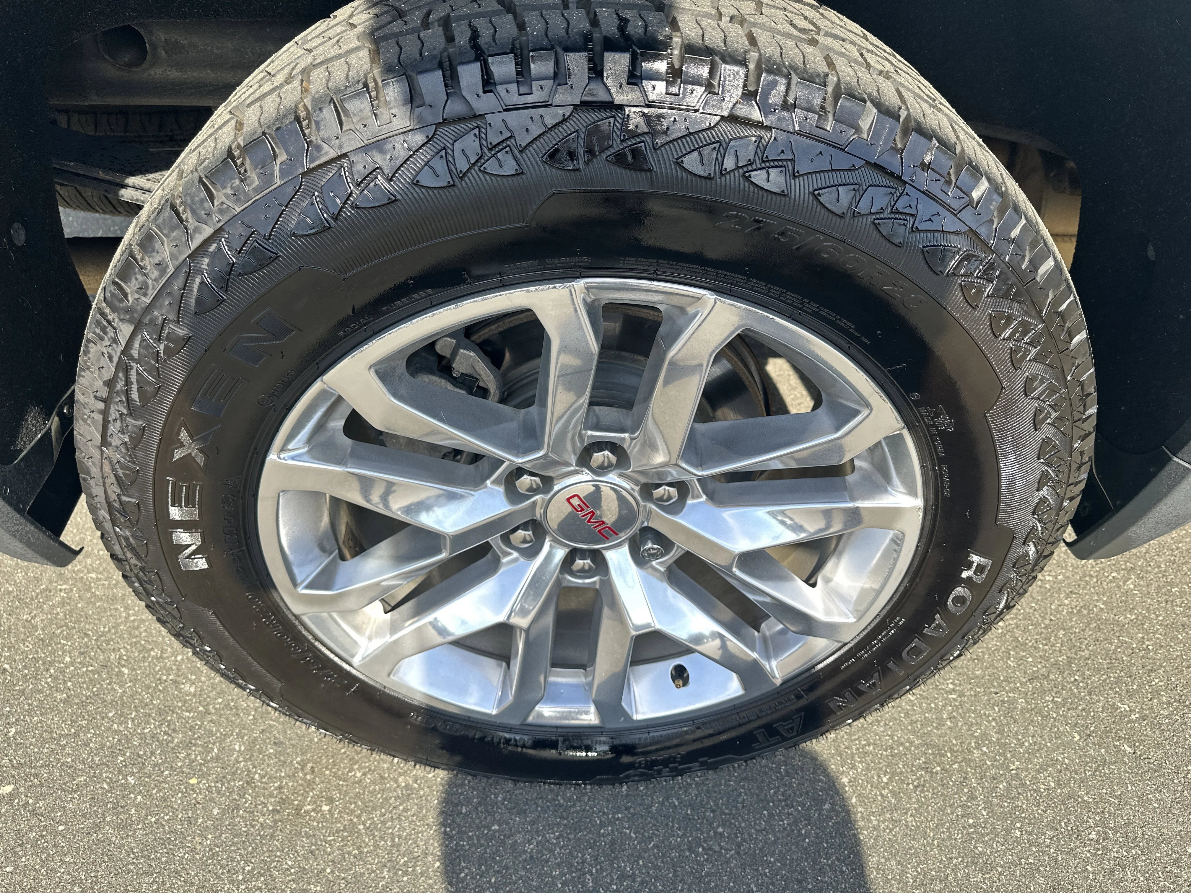 Used 2019 Satin Steel Metallic GMC SLT image 28