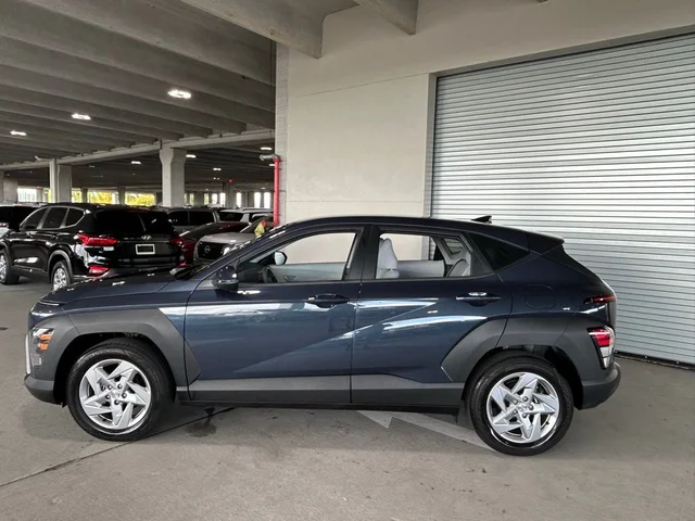 2024 Hyundai Kona SE