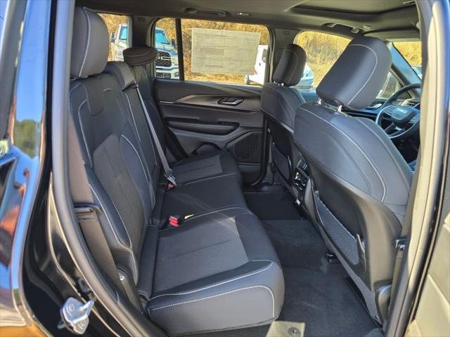 2025 Jeep Grand Cherokee Laredo - Photo 27