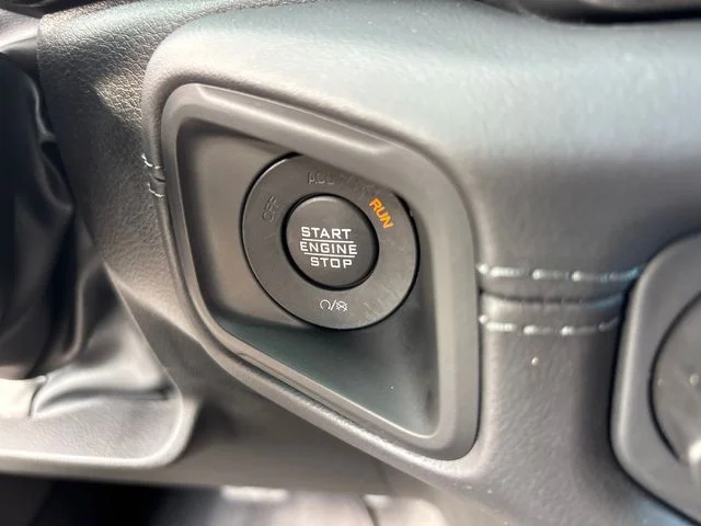 Used 2025 Gray Jeep Sahara 4xe image 16