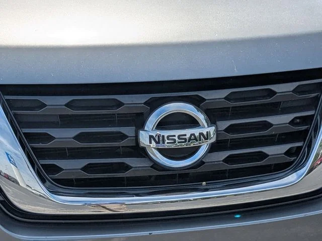 Used 2018 Gun Metallic Nissan SV image 5