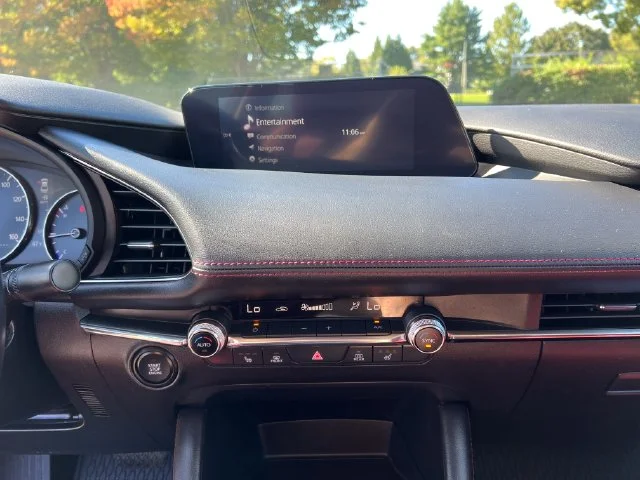 Used 2022 Polymetal Gray Metallic Mazda Carbon Edition image 21