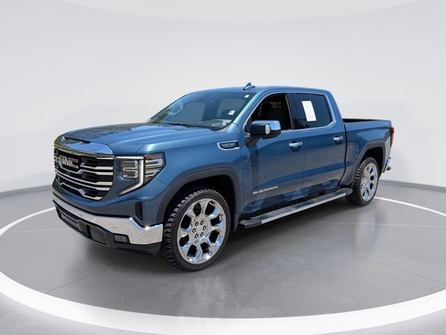 Used 2024 Blue GMC SLT image 1