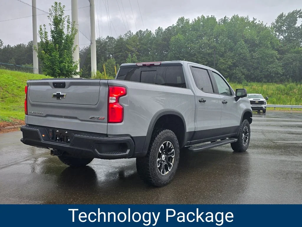 Used 2024 Gray Chevrolet ZR2 image 3