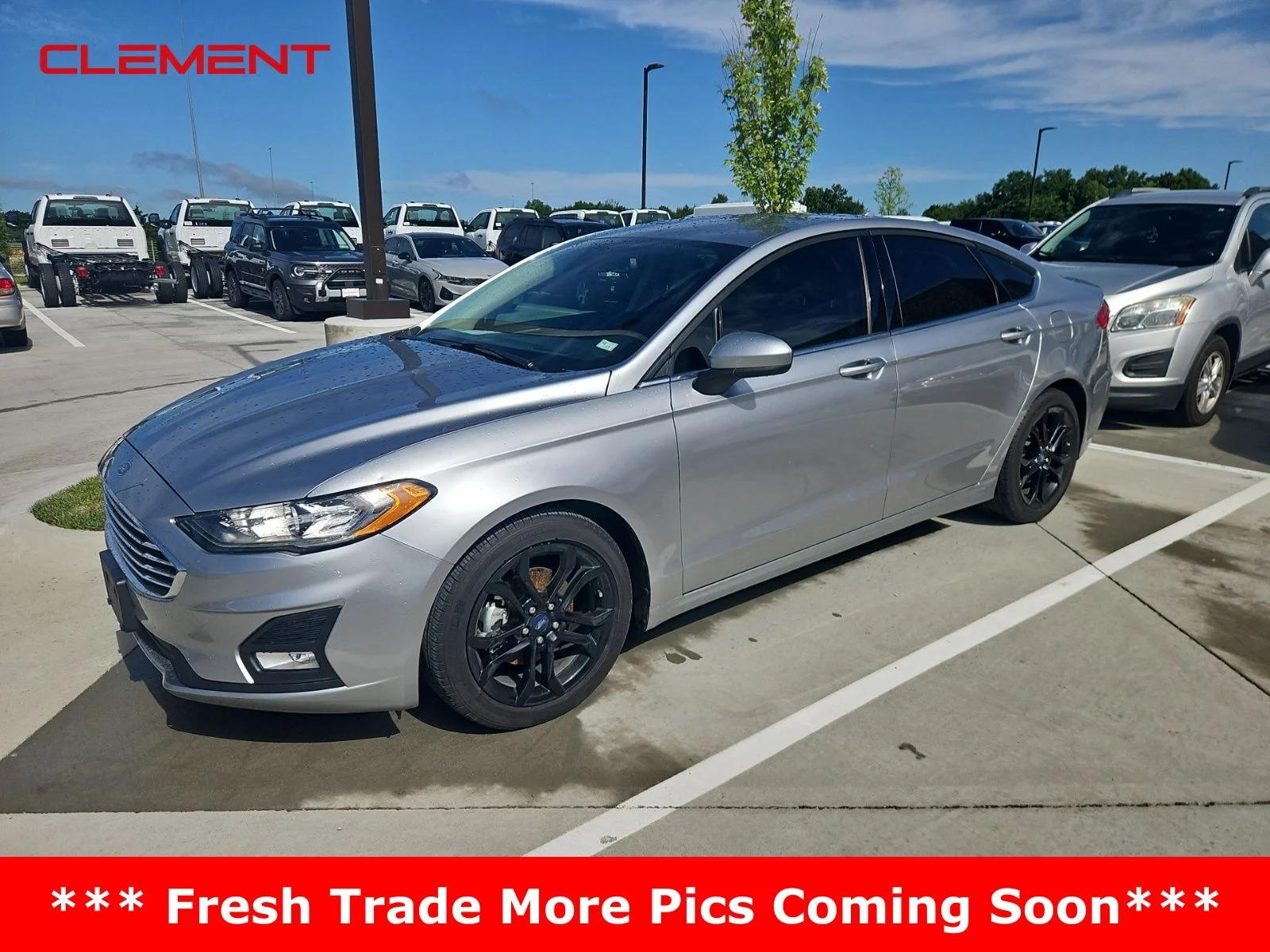 Certified Used 2020 Silver Metallic Ford SE image 3