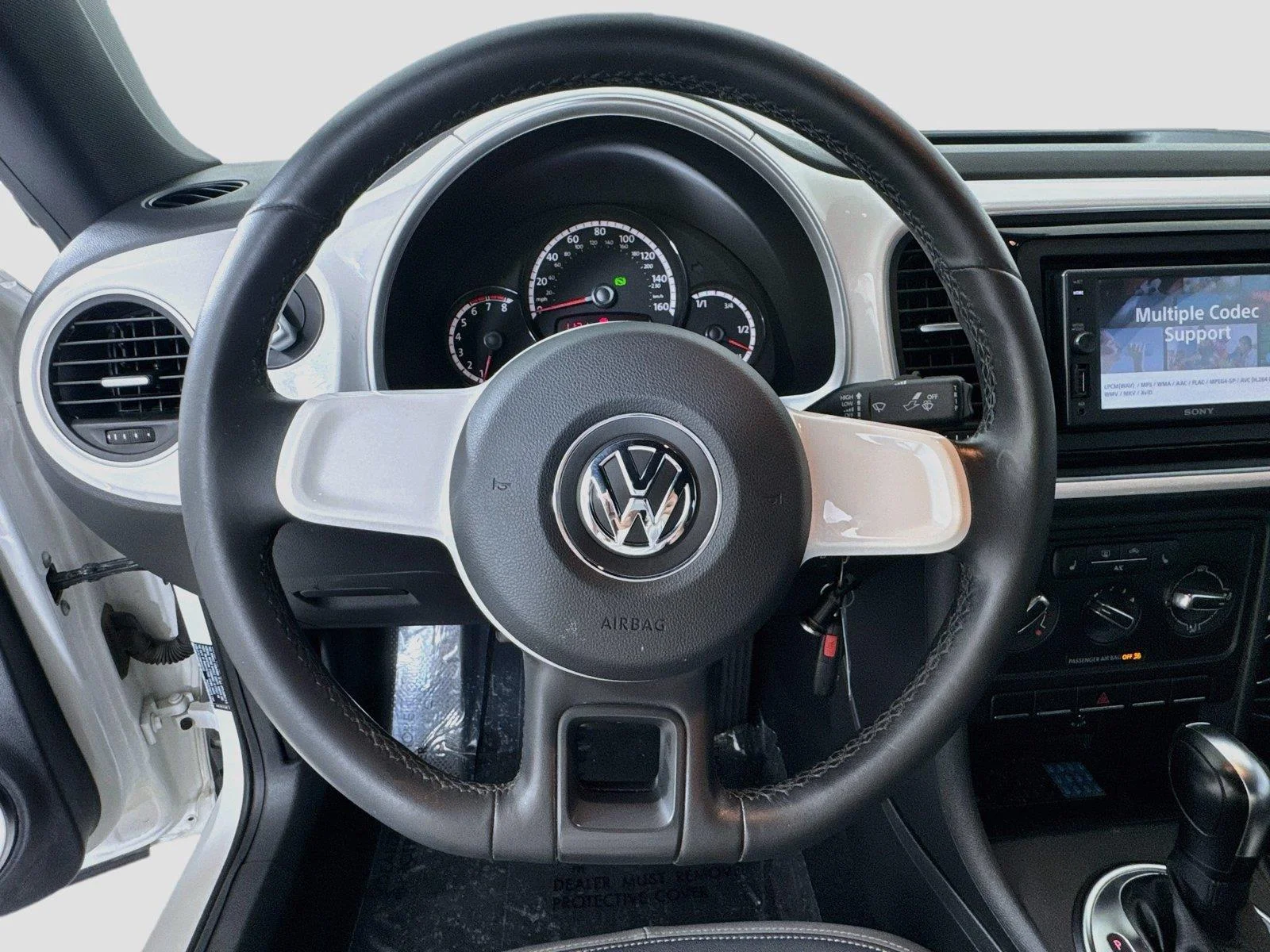 Used 2013 Candy White Volkswagen 2.5L image 11