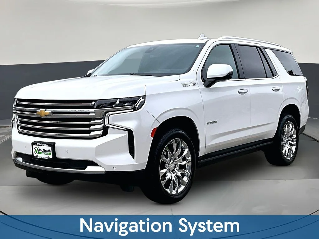 Used 2021 Beige Chevrolet High Country image 3