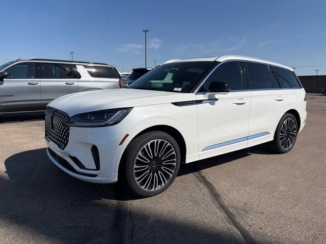 Certified Used 2025 PRISTINE WHTE Lincoln Black Label image 3