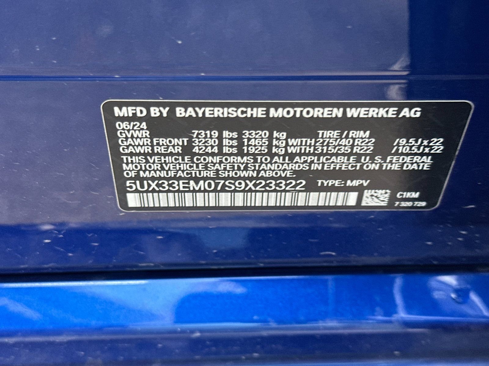 Used 2025 Marina Bay Blue Metallic BMW M60i image 25
