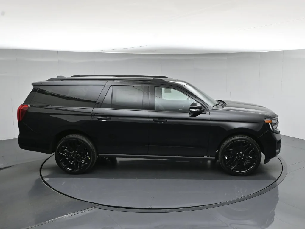 New 2027 Black Ford Platinum image 56