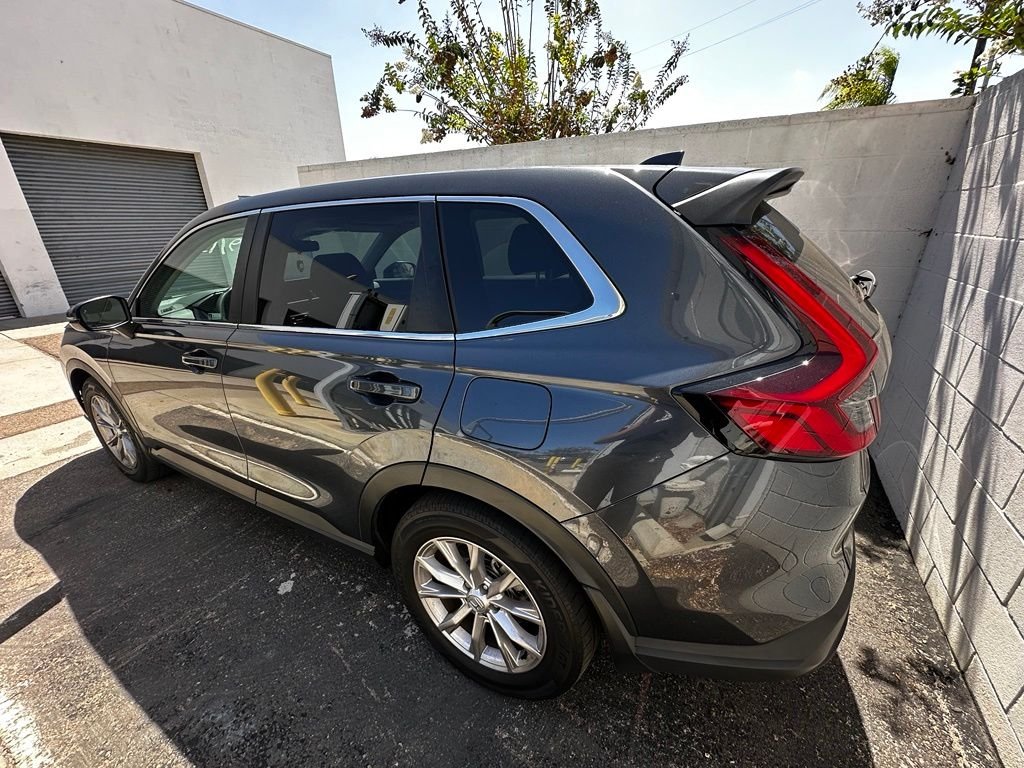 Used 2024  Honda EX image 17