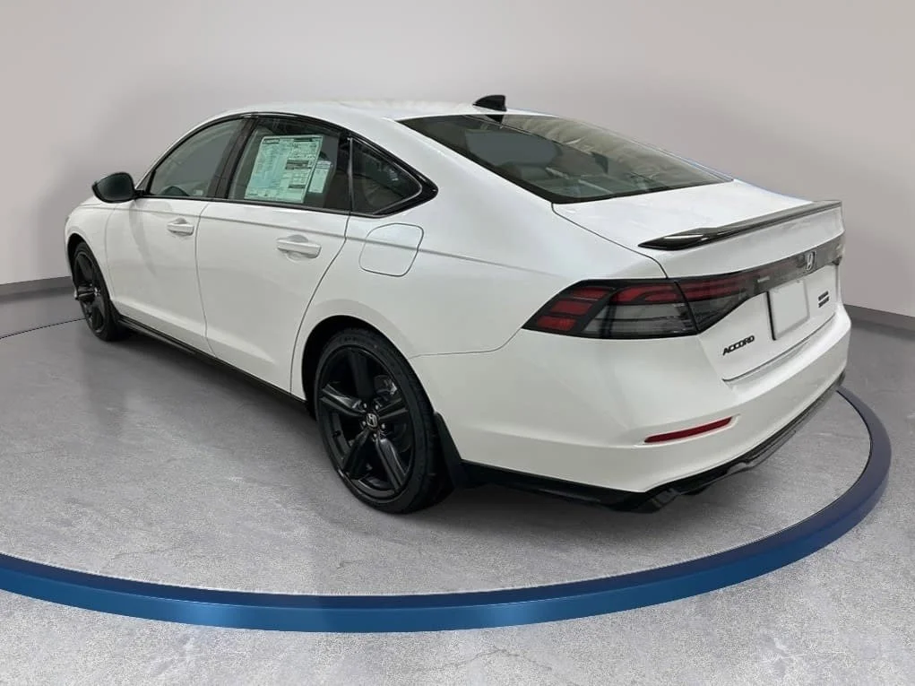 New 2026 Platinum White Pearl Honda Sport-L image 7