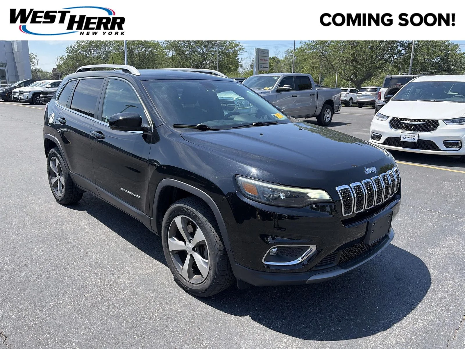 Used 2020 Diamond Black Crystal Pearlcoat Jeep Limited image 1