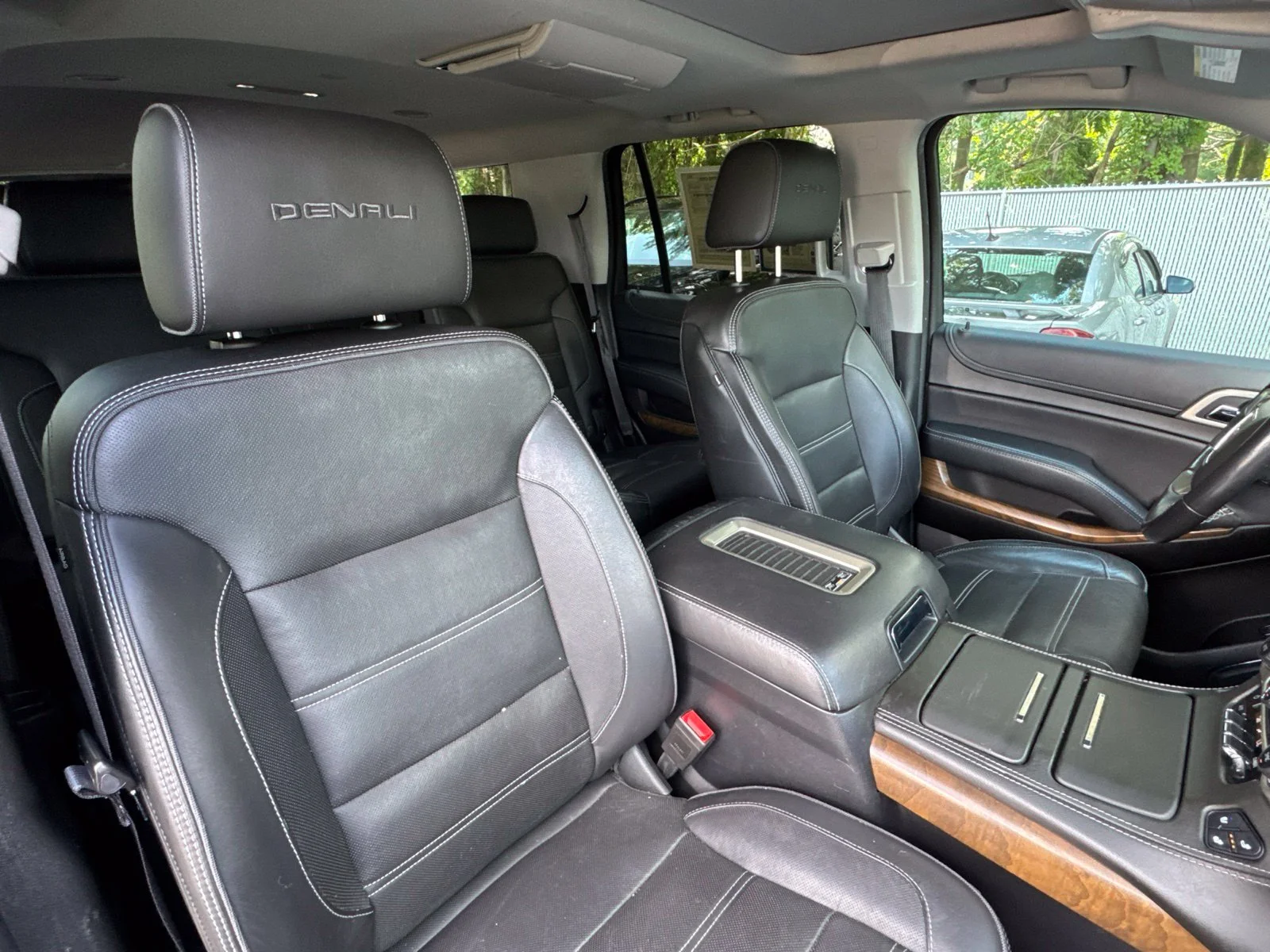 Used 2020 Dark Sapphire Blue GMC Denali image 38