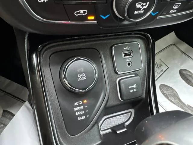 Used 2018 Black Jeep Limited image 22