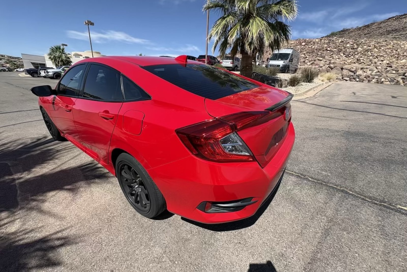 Used 2016 Rallye Red Honda EX-T image 3