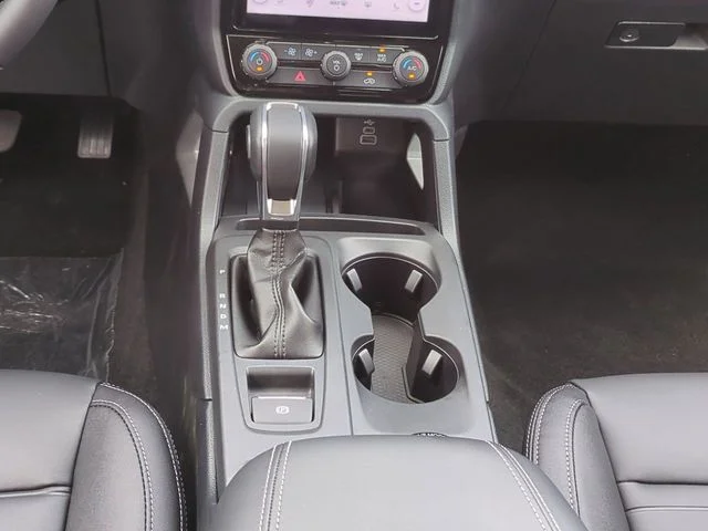 New 2026 Avalanche Ford Lariat® image 19