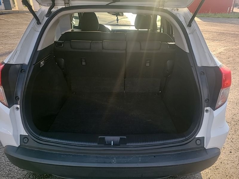 Used 2022  Honda EX image 11
