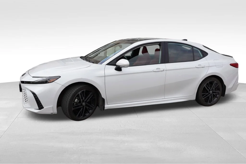 Used 2025 Pearl Toyota XSE image 10
