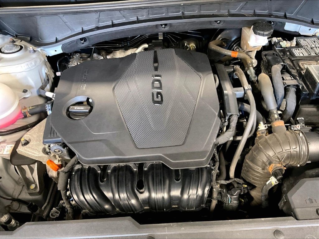 Used 2024 Silver Hyundai SEL image 34