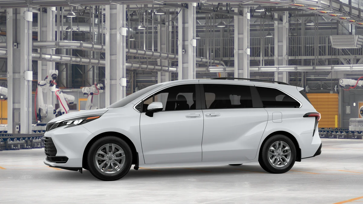 New 2026 Ice Cap Toyota LE image 3