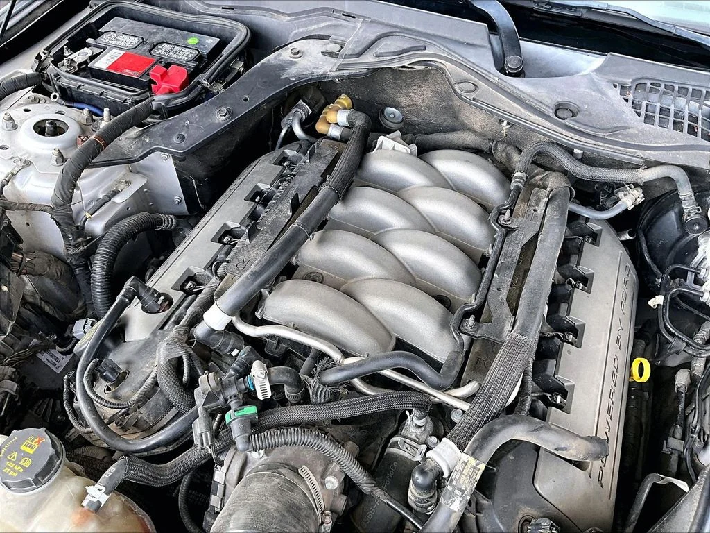 Used 2017 Silver Ford GT image 32