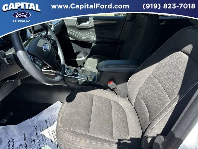 Used 2024 White Ford Active image 19