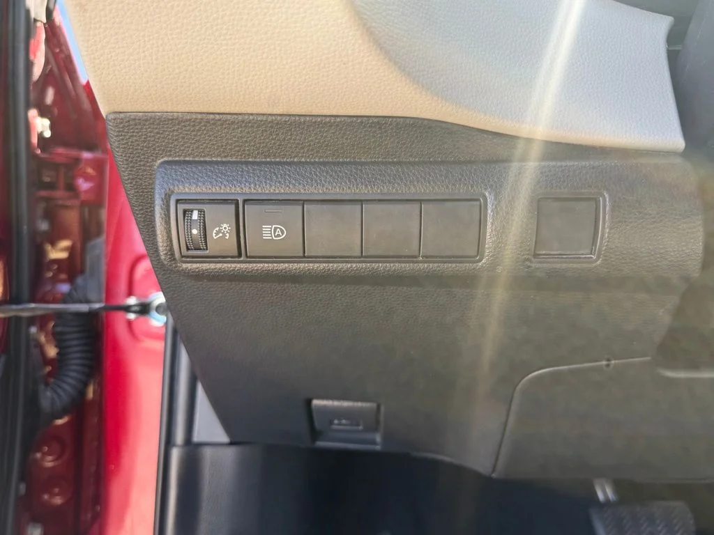 Used 2021 Red Toyota LE image 27