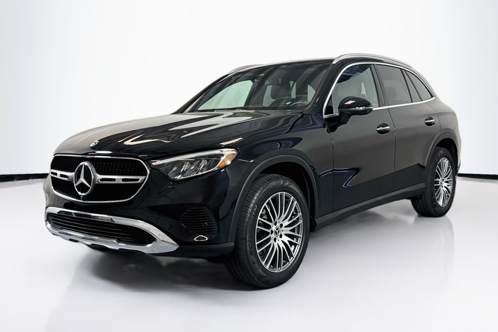 Used 2024 Obsidian Black Metallic Mercedes-Benz GLC 300 image 1